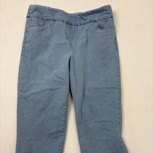 Alfred Dunner Light Wash Pull On Denim Capris Frayed Hem Size 14 Women Blue